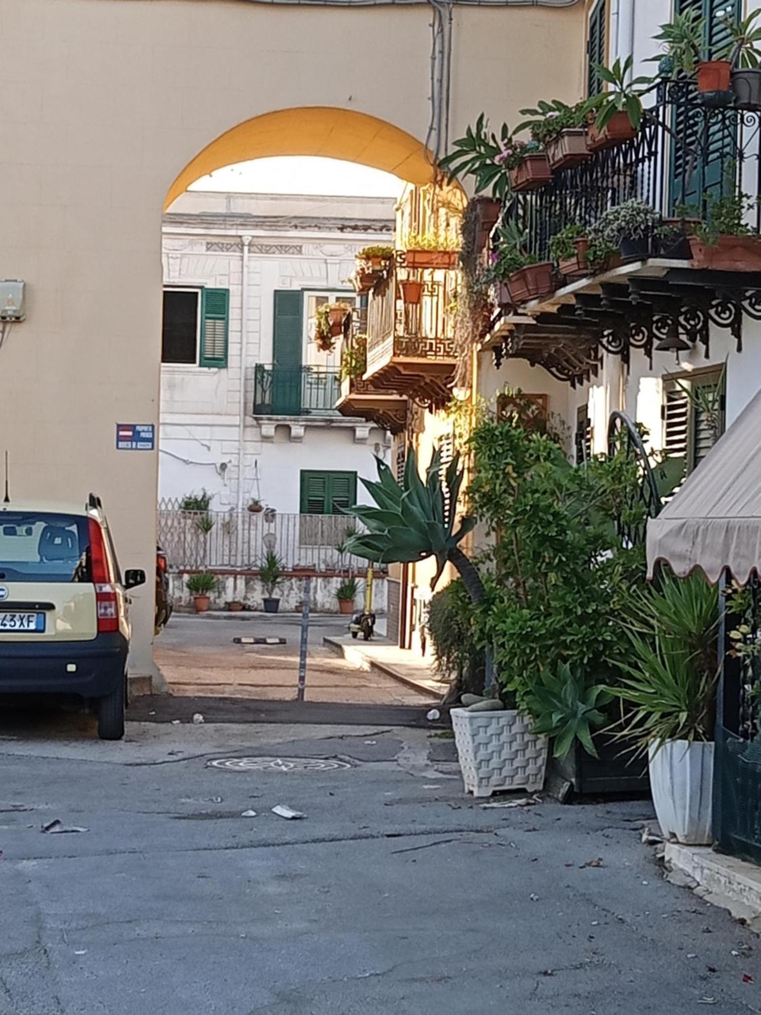 Mondello La Piazzetta Apartment Palermo Exterior photo